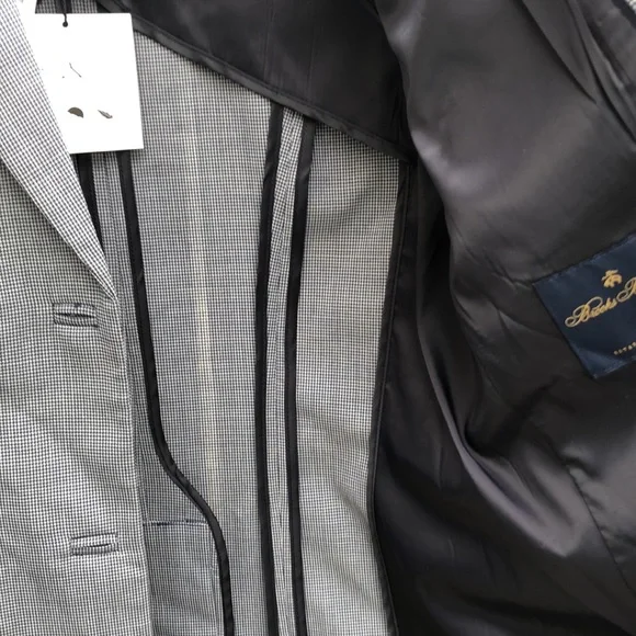 Brooks Brothers - Picture 10 of 16